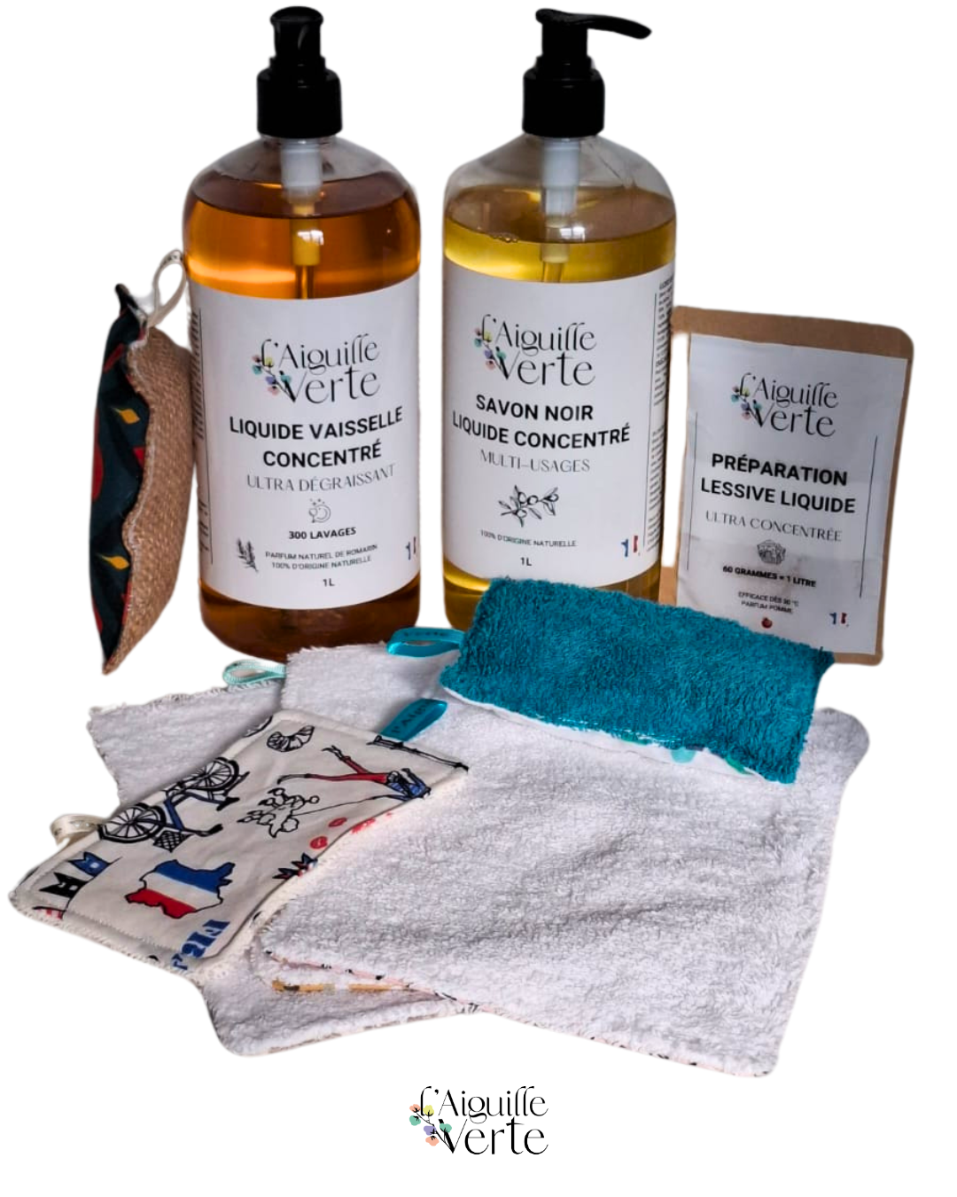 Coffret zéro déchet Les Essentiels comprenant une éponge lavable, une éponge Platounette, un essuie-tout réutilisable et un kit lessive ultra-concentrée. Produits écologiques, lavables et durables, fabriqués en France pour un ménage responsable et économique. Idéal pour adopter une routine zéro déchet facilement et réduire ses déchets au quotidien.