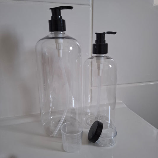 Le kit complet pour se lancer dans les recettes zéro déchet : flacon 1L, 500ml, doseur 30ml + pot bonus offert. 10€ frais de port inclus. Livraison France