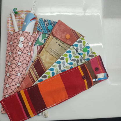 L'étui à brosse à dents pour emporter votre brosse à dents en week-end sans mouiller votre trousse de toilette.