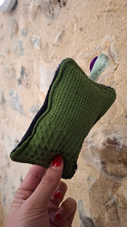 Jeannette, l'éponge de douche qui enverra votre gant de toilette définitivement au placard